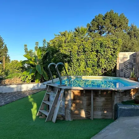 Villa Ciruelos